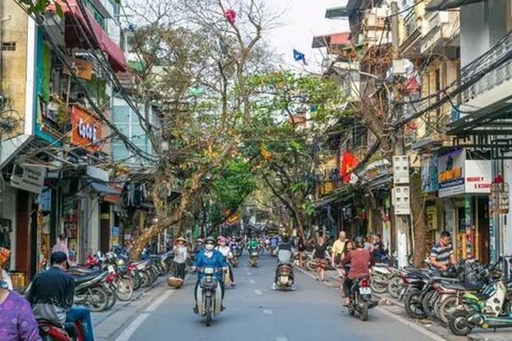 Quần dáng cong đang gây sốt với thiết kế độc đáo và tính ứng dụng cao, giúp tạo hiệu